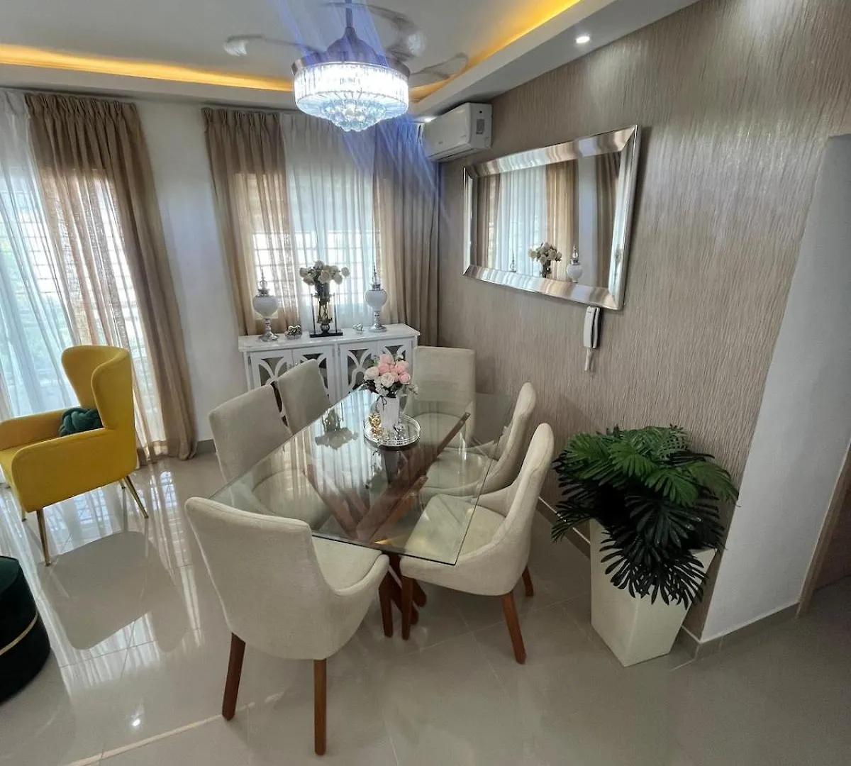 Modern 2-Bedroom Apartment Near The Airport Santo Domingo 0*,