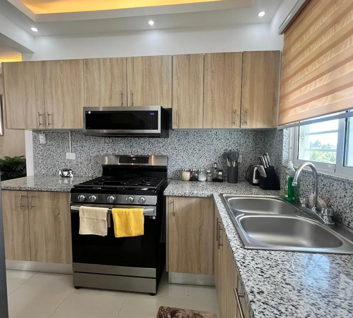 Modern 2-Bedroom Apartment Near The Airport Santo Domingo Dominican Republic